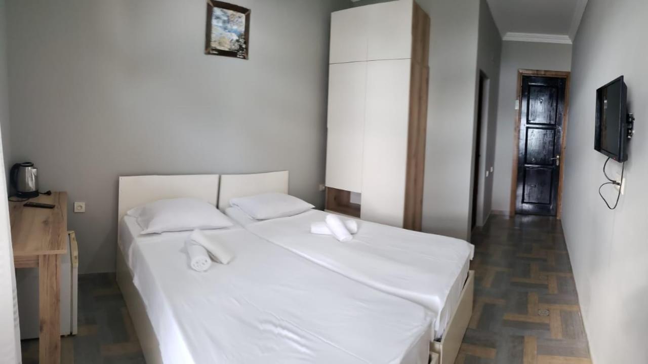 Midia Guest House Kobuleti Exterior foto